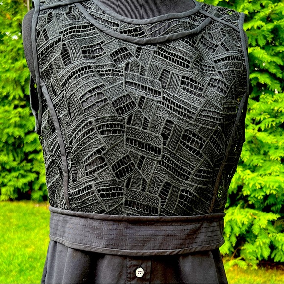 Veronica Beard Black Lace top size 6 - Picture 2 of 10